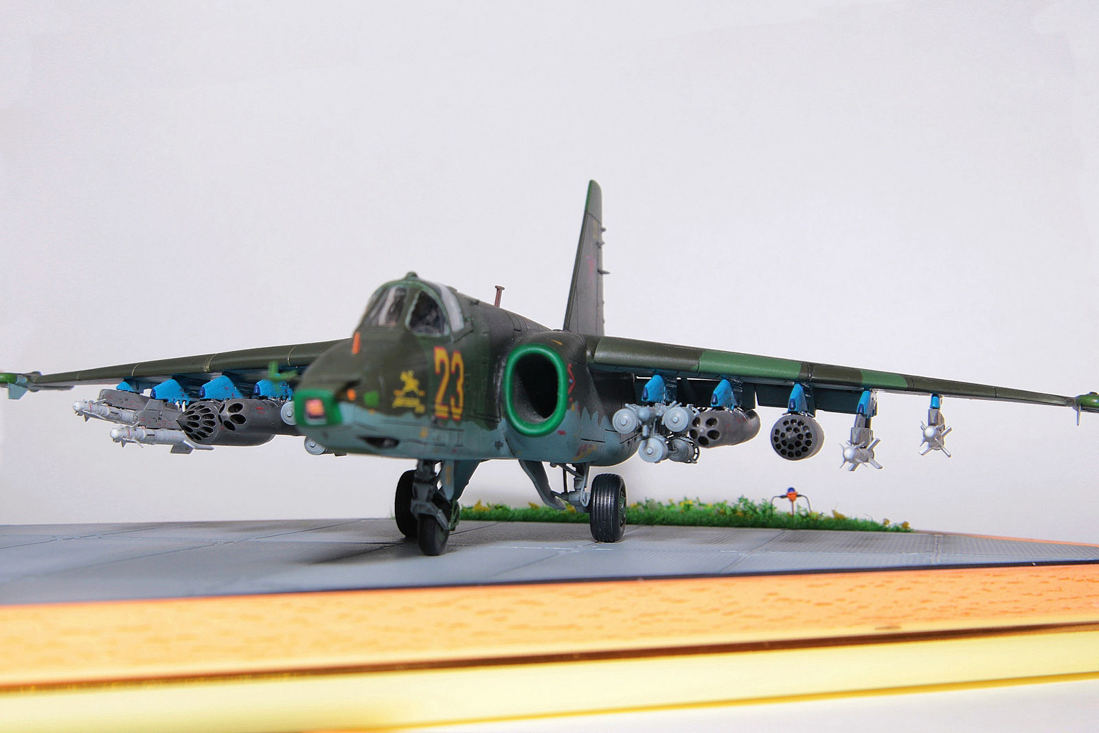 Су 25 модель. Су-25 1/72. Модель самолета Су 25. Су-25 1/48 звезда.